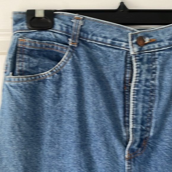 Not available til April
Ladies Denim skirt - Picture 2 of 4